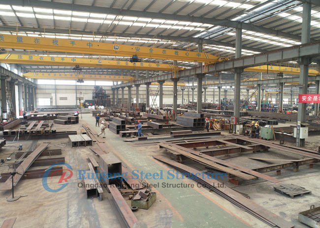 Qingdao Ruigang Steel Structure Co., Ltd. linea di produzione del fabbricante