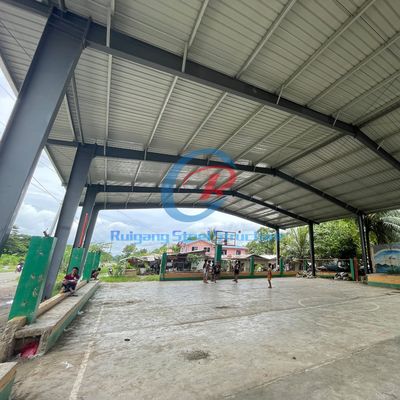 Prefabbricato Large Span Steel Building Campo da basket / Edificio in acciaio Struttura del telaio spaziale