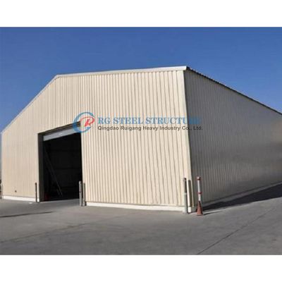 Fabbrica di costruzioni industriali in acciaio, costruzione di edifici in acciaio